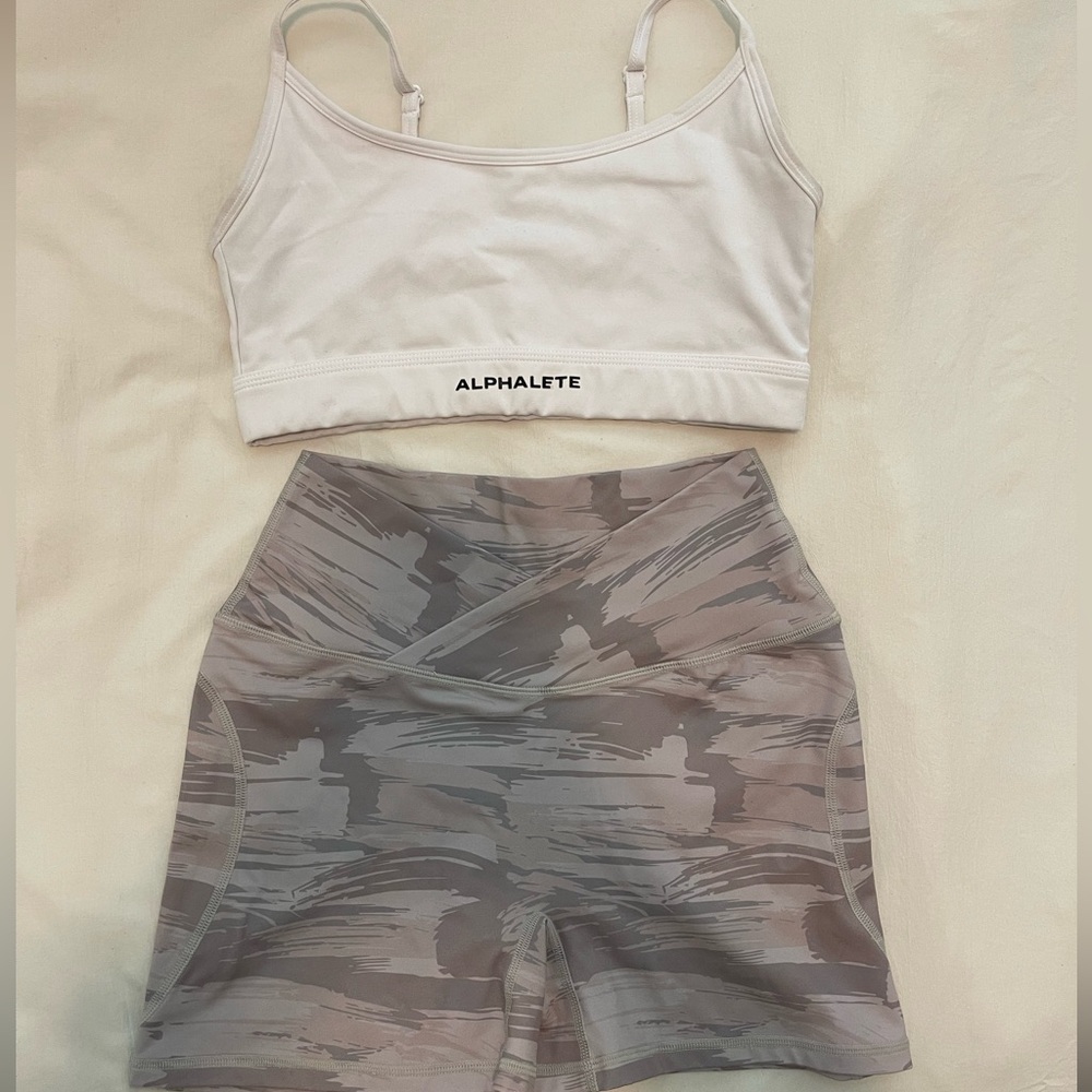 Alphalete Set